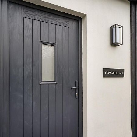 Cowshed 1 - Uk35456 Villa Whitland Exterior photo